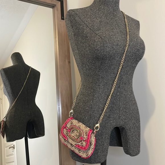 Rare! Vintage Y2K Guess bag crossbody mini chain with pink details and monogram - Picture 14 of 16